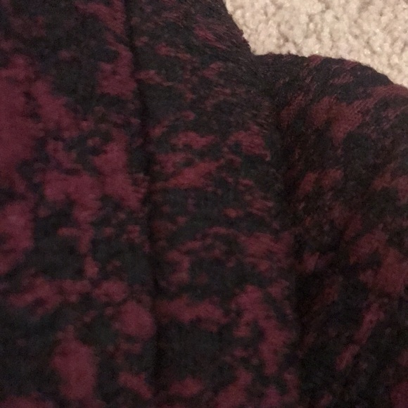 Liz Claiborne Women’s Skirt maroon/black PL - Picture 5 of 5